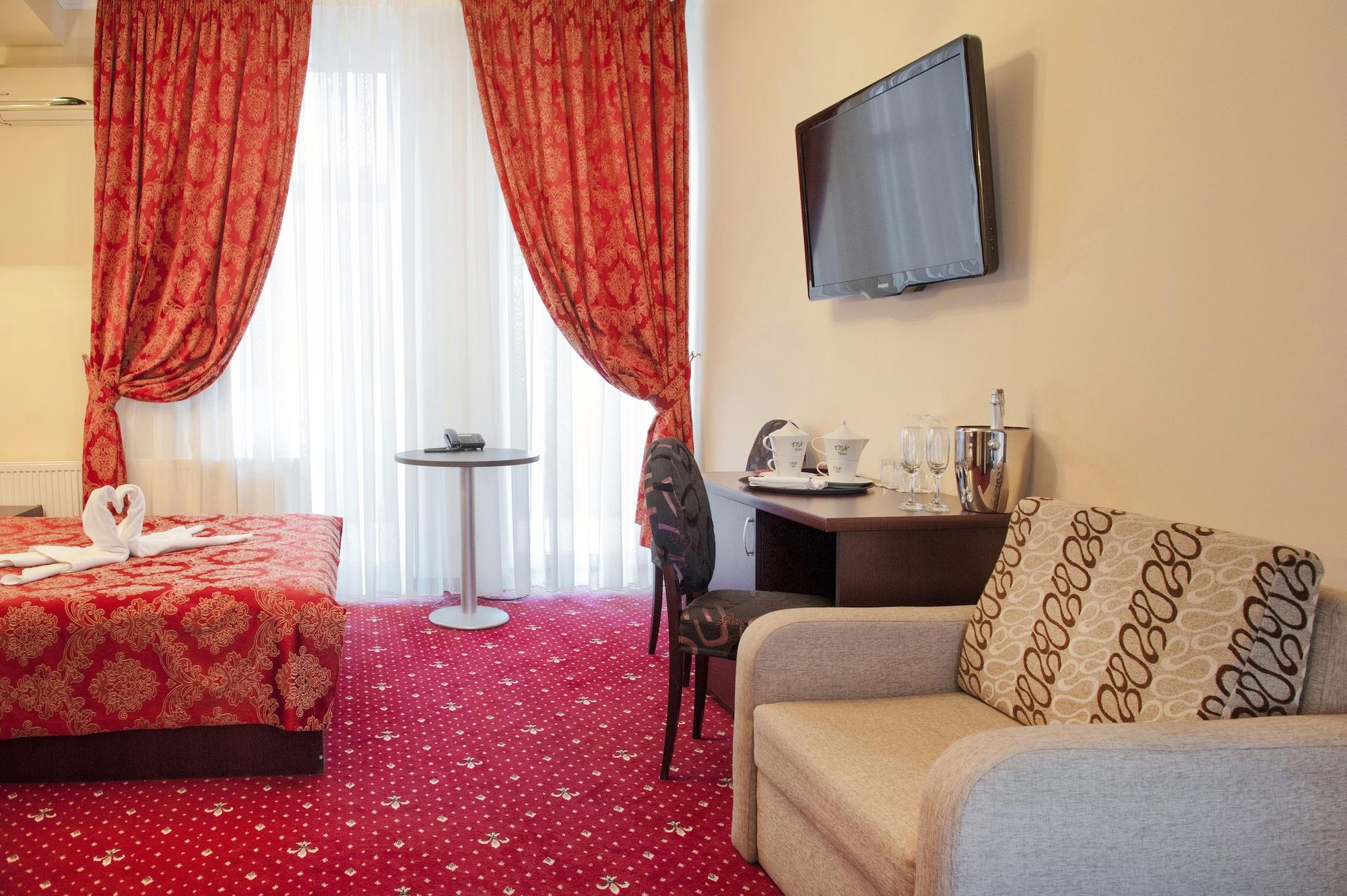 Manhattan Hotel & Restaurant Chisinau Luaran gambar