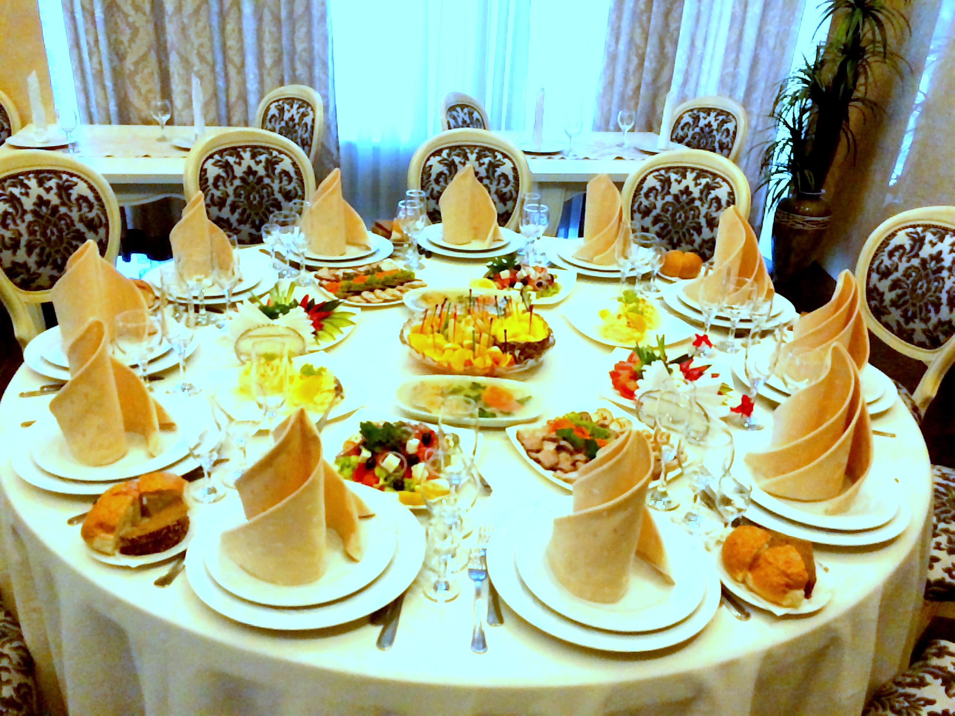 Manhattan Hotel & Restaurant Chisinau Luaran gambar
