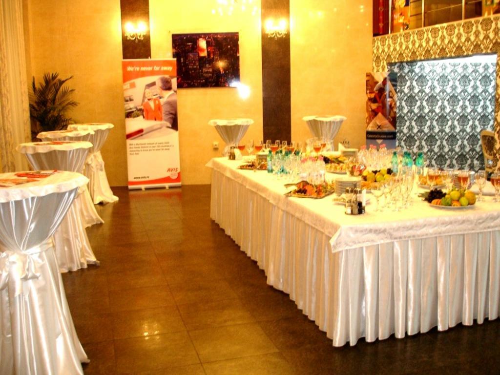 Manhattan Hotel & Restaurant Chisinau Kemudahan gambar