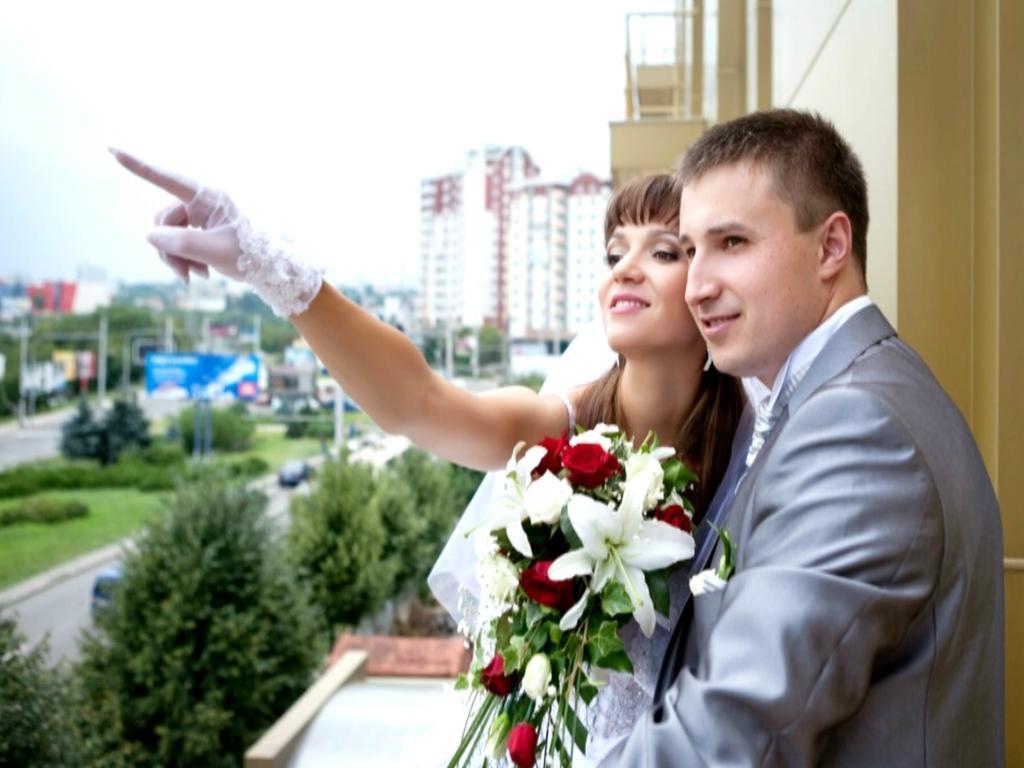 Manhattan Hotel & Restaurant Chisinau Luaran gambar